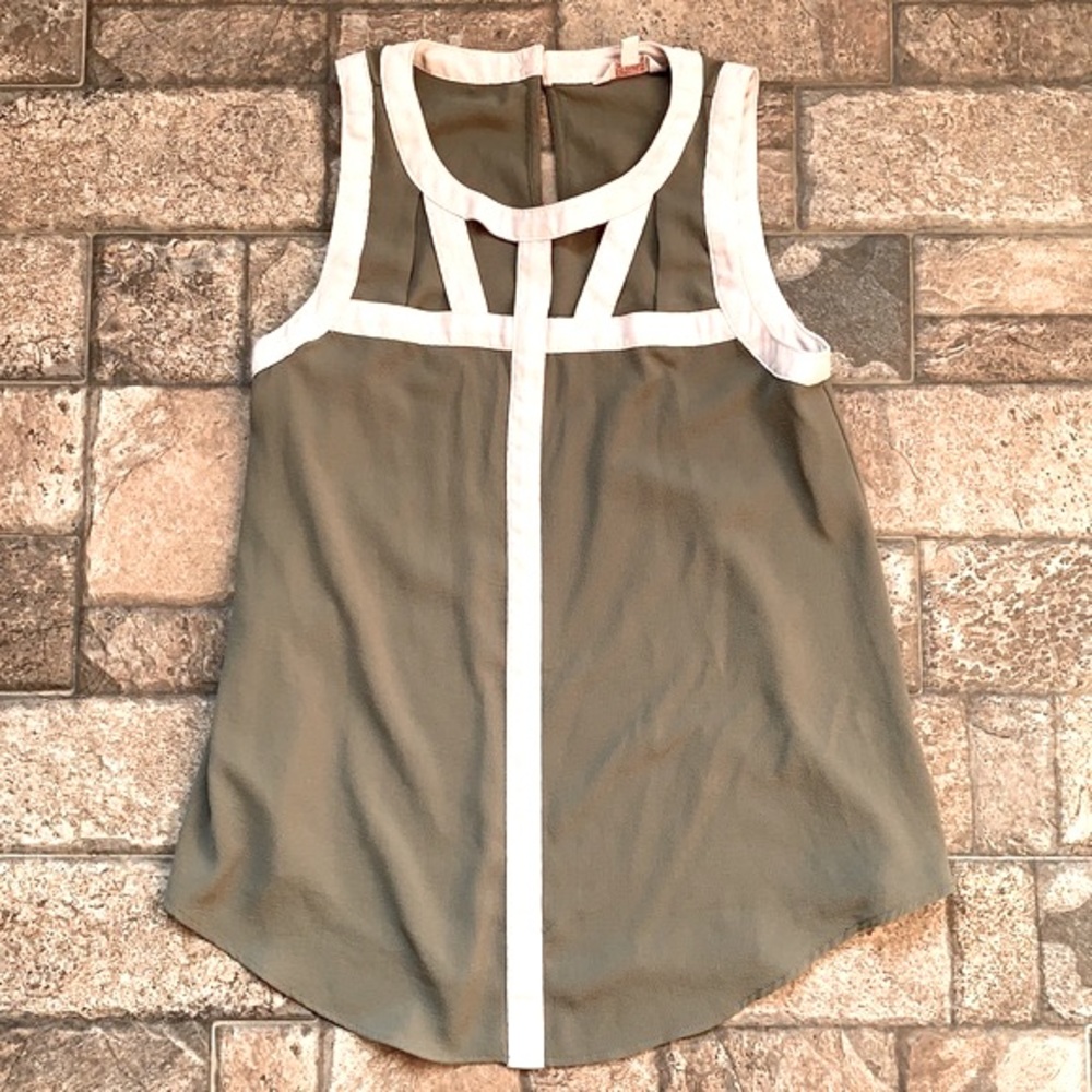 Olive Green & Cream Colored Sleeveless Blouse